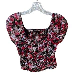 Almost Famous Floral Scrunch Crop Top NWOT